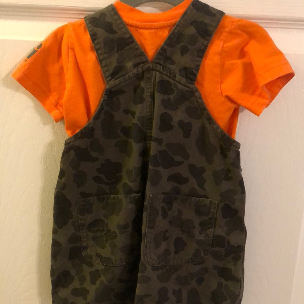 Carhartt camo toddler overalls with onsie - Picture 2 of 3